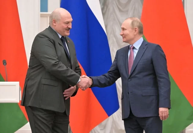 Putin da a Lukashenko otros 1.500 millones de dólares