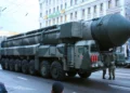 Rusia prepara a sus tropas para “trabajar bajo contaminación radiactiva”