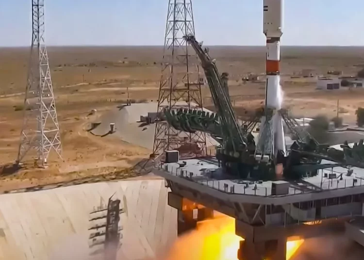 ¿Está Rusia realizando experimentos en satélites extranjeros?
