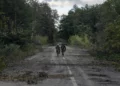 Tropas rusas en retirada dejan los cadáveres de sus compañeros