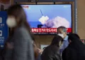 Corea del Norte prueba misiles por cuarta vez esta semana en respuesta a los ejercicios militares de sus rivales