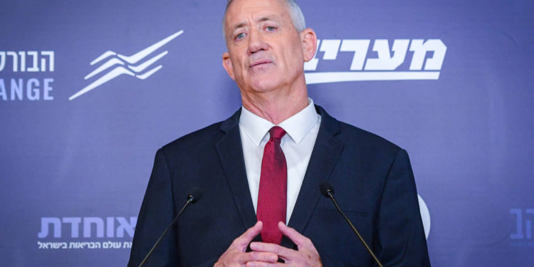 Gantz acusa a Netanyahu de haber manipulado la cuestión nuclear de Irán