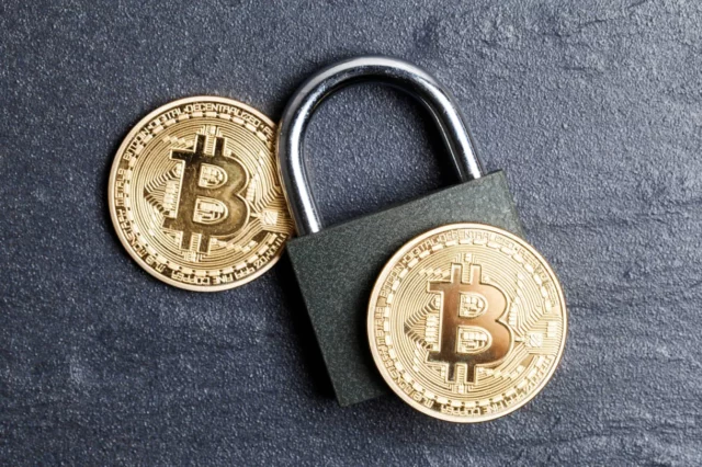 Abogados israelíes son demandados por presunto robo de 2.300 Bitcoins