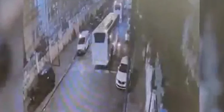 Dos árabes detenidos por entrar con engaños a un hospital de Jerusalén y lanzar bombas incendiarias contra autobuses