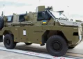 Ucrania recibirá más vehículos australianos Bushmaster protegidos contra minas