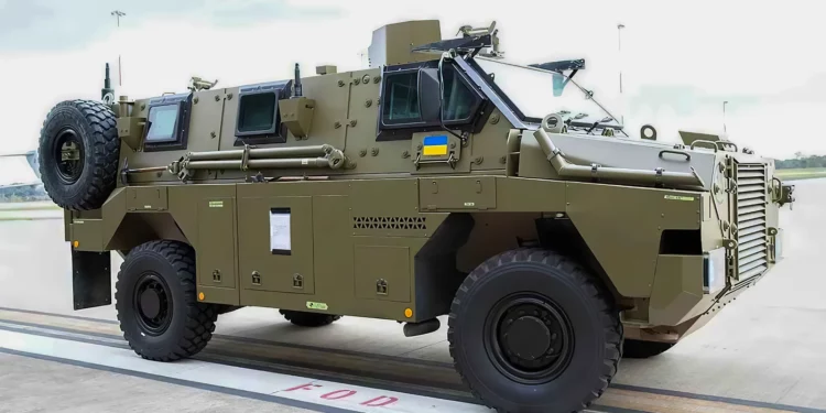 Ucrania recibirá más vehículos australianos Bushmaster protegidos contra minas