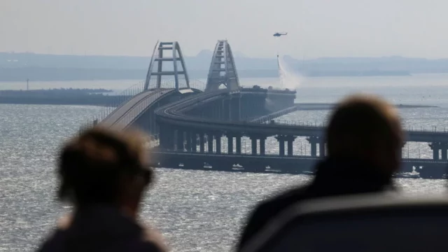 Estonia felicita a los Servicios Especiales de Ucrania por la destrucción del puente de Crimea