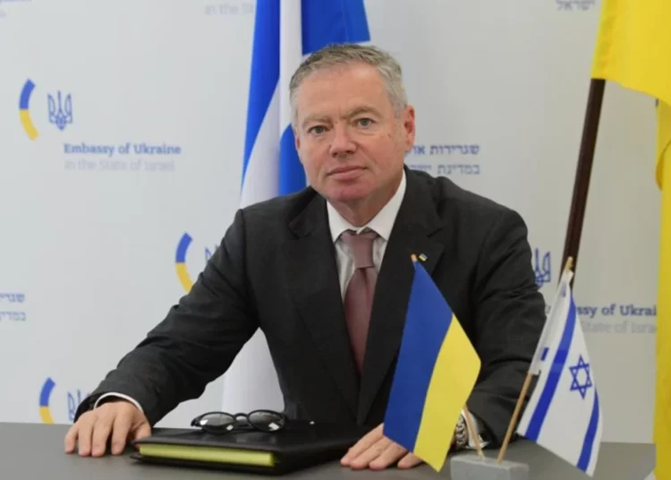 El embajador de Ucrania en Israel arremete contra Benny Gantz