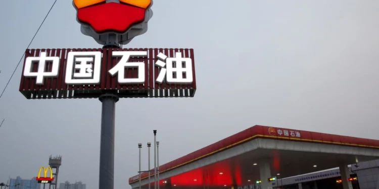 PetroChina registra un aumento de ganancias del 60 %