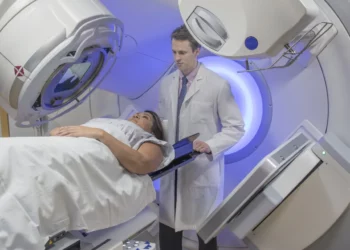 La radioterapia combate el dolor de espalda provocado por el cáncer de páncreas: estudio israelí