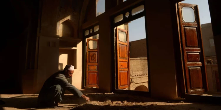 Los talibanes llevan a cabo obras de conservación de histórica sinagoga