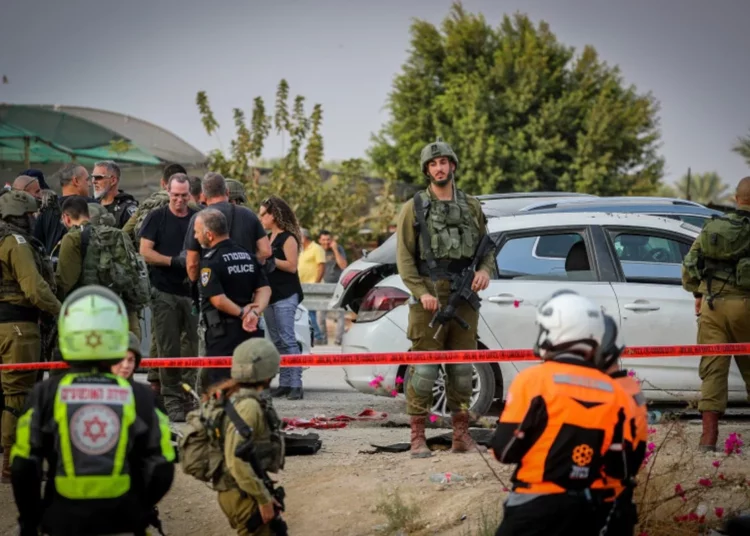 Terrorista palestino hiere a 5 personas en un ataque de embestida en Jericó