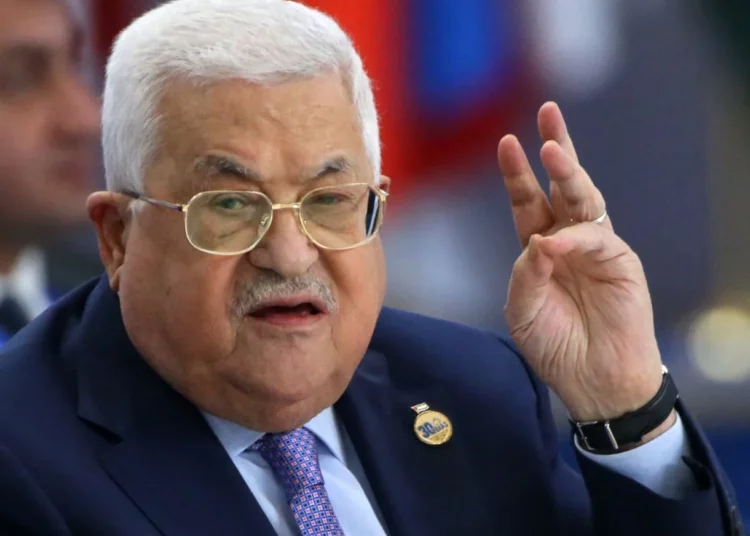 Se debe responsabilizar a Abbas en la Corte Internacional