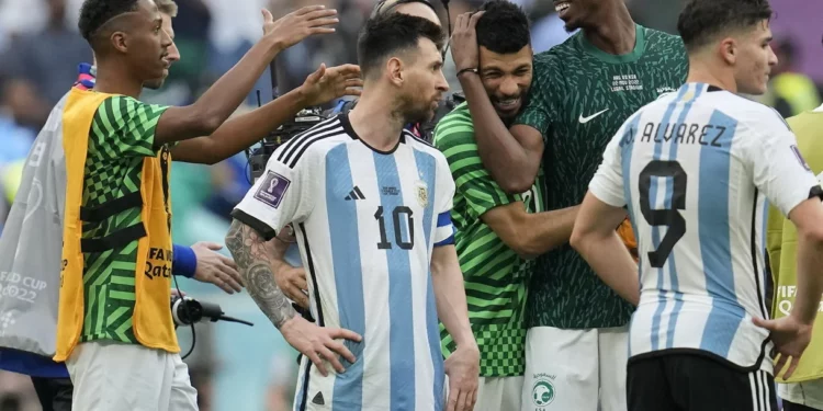 Arabia Saudita derrota a la Argentina de Messi en el Mundial de Qatar