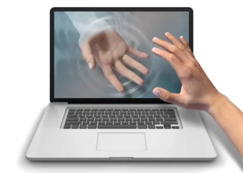Joven israelí lanza un curso online gratuito de salud mental