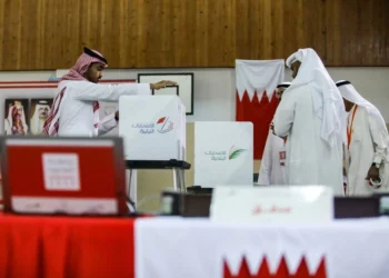 Bahréin celebra elecciones simbólicas tras prohibir a todos los candidatos de la oposición