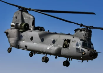 Boeing entrega el 20.º helicóptero de transporte CH-47F Chinook a la Real Fuerza Aérea de los Países Bajos
