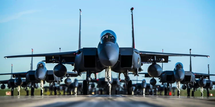 Ucrania está desesperada por conseguir cazas F-15 y F-16 para luchar contra Rusia