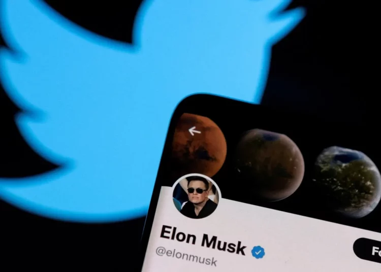 Elon Musk recortará hasta la mitad de la plantilla de Twitter
