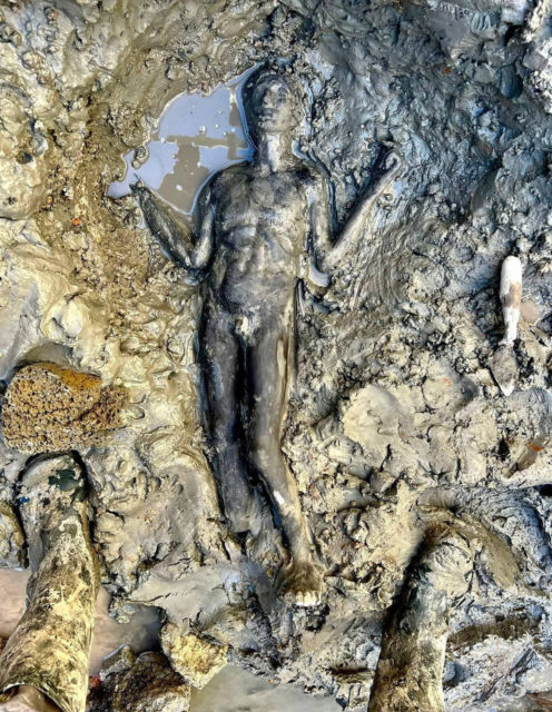 Descubren estatuas de bronce de la época romana en Italia