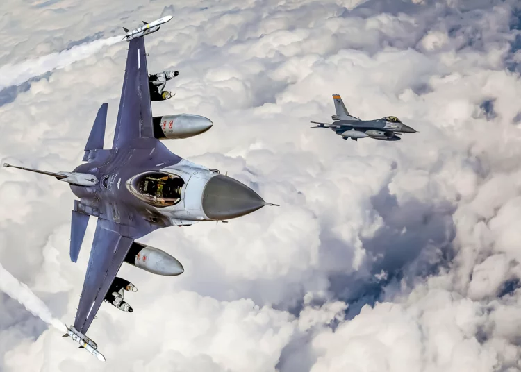 El F-21 puede llevar un 40% más de armamento A2A que el F-16 pakistaní