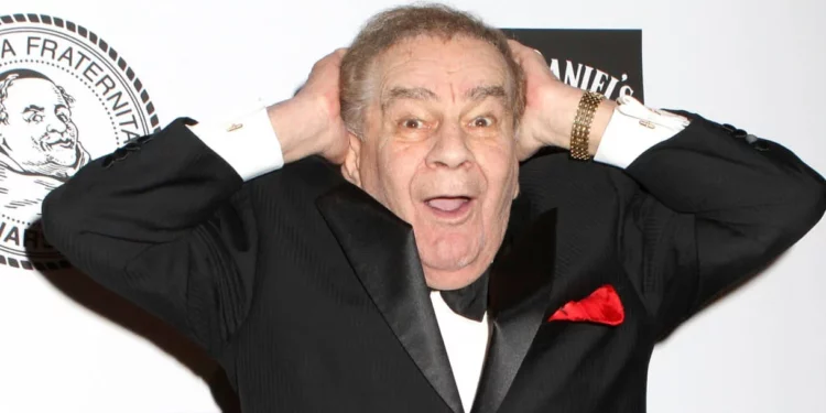El comediante Freddie Roman, ícono del Borscht Belt, muere a los 85 años