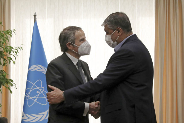 El OIEA dice que Irán sigue aumentando sus reservas de uranio enriquecido