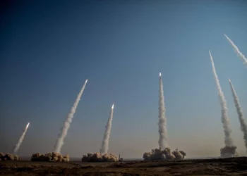 Los misiles hipersónicos de Irán aumentan la preocupación sobre su programa nuclear