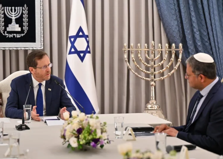 Netanyahu consigue el apoyo de 64 miembros de la Knéset