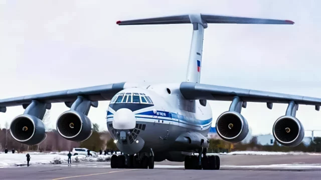 Un Ilyushin ruso aterrizó en la Antártida con visibilidad reducida