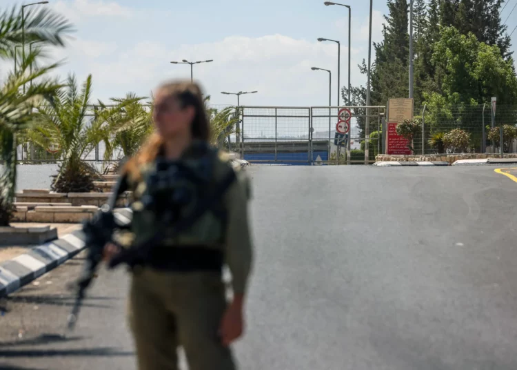 Islamistas palestinos disparan contra puesto de las FDI en Judea y Samaria
