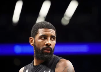 Los Nets suspenden a Kyrie Irving por negarse a repudiar el antisemitismo