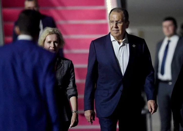 El canciller ruso Lavrov es hospitalizado “por una afección cardíaca” durante el G20