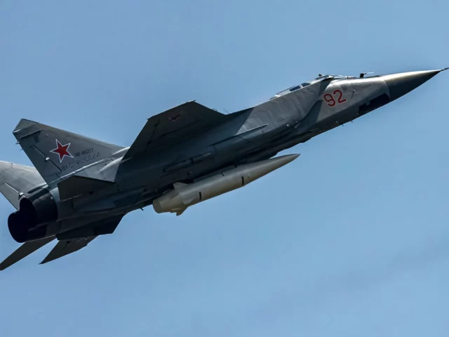 El MiG-31 Foxhound puede vencer al RQ-4B Global Hawk