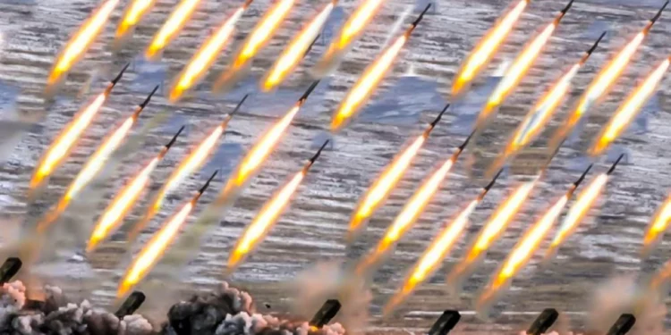 La guerra en Ucrania es realmente una gigantesca batalla de artillería
