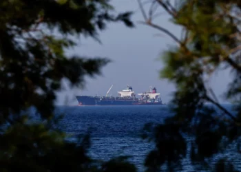 Irán libera los petroleros griegos incautados a principios de año