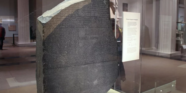 Egipto exige que el Museo Británico entregue la Piedra Rosetta