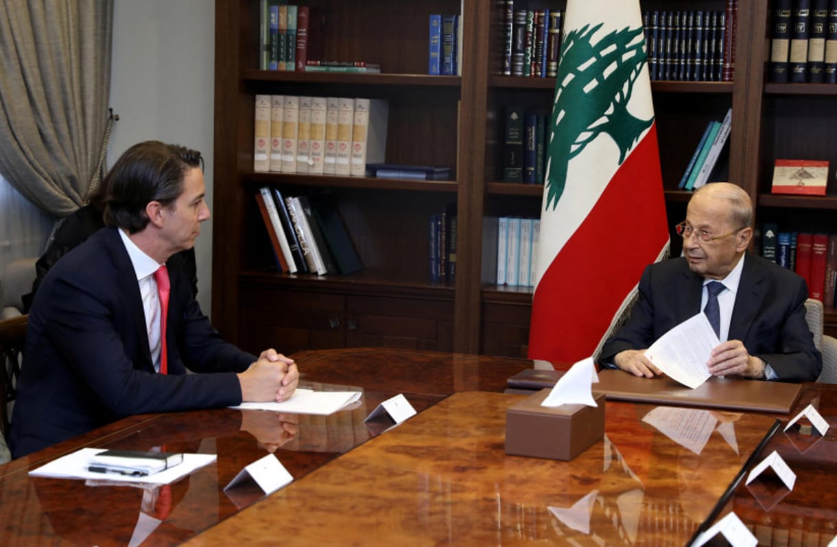 Líbano no tiene presidente ni gobierno mientras los partidos se pelean por los candidatos