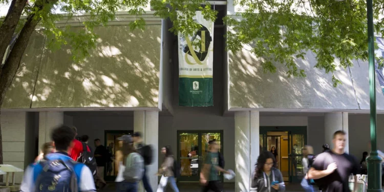 La Universidad de Sacramento acoge una reunión sobre el antisemitismo en el campus