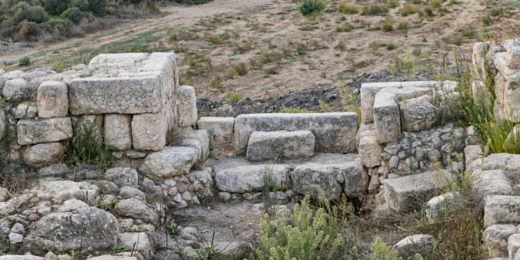 Visite el bíblico bastión cananeo de Tel Gezer