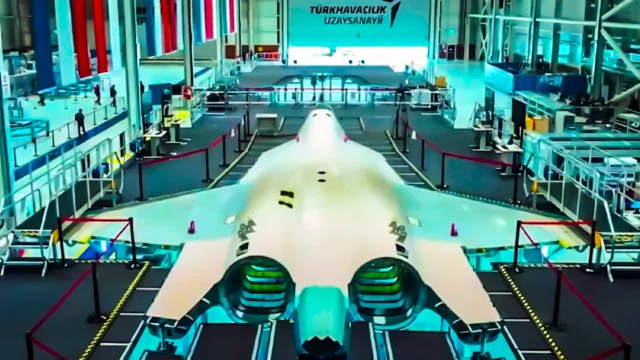 TF-X: Turquía mostró al mundo su nuevo caza furtivo
