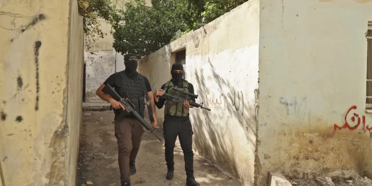 Tropas encubiertas detienen a un terrorista de la Yihad Islámica acusado de planear atentados