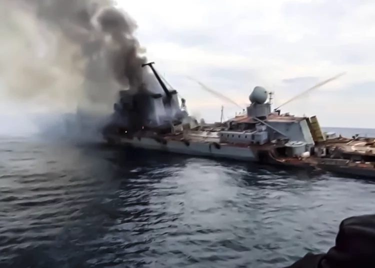 Rusia dice que drones británicos suministrados a Ucrania atacaron sus buques de guerra