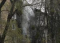 Ataques aéreos rusos en ciudades de toda Ucrania provocan apagones