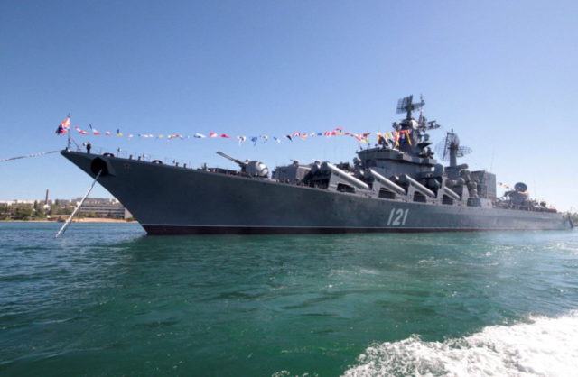 Rusia es vulnerable a un ataque ucraniano contra sus buques de suministro 