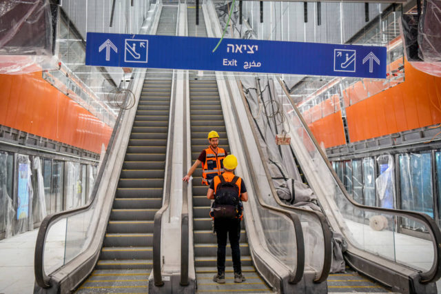 Simularán un ataque terrorista químico en el tren ligero de Tel Aviv