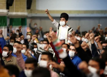 Irán celebra la toma de la embajada de EE.UU. en 1979 en medio de protestas contra el régimen