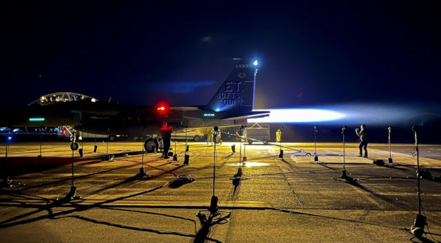 La USAF lleva a cabo extensas pruebas acústicas del caza F-15EX con su motor GE-129