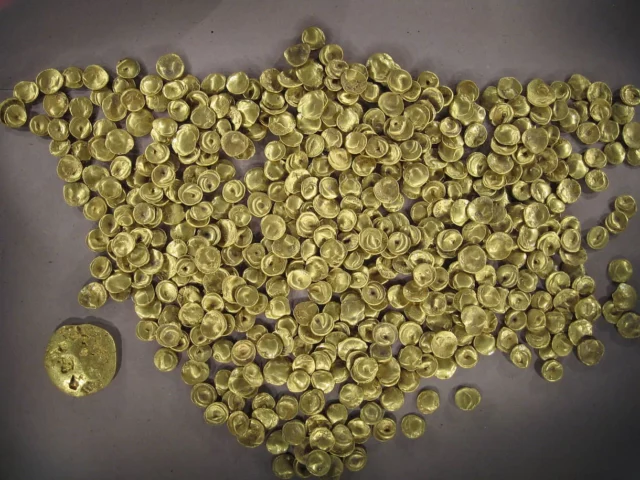 Ladrones roban monedas de oro por valor de más de $1,6 millones en un museo alemán