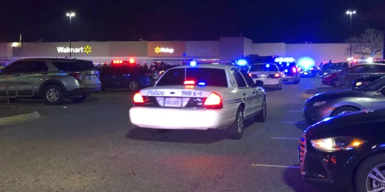 Múltiples muertos y heridos tras tiroteo en un Walmart de Virginia